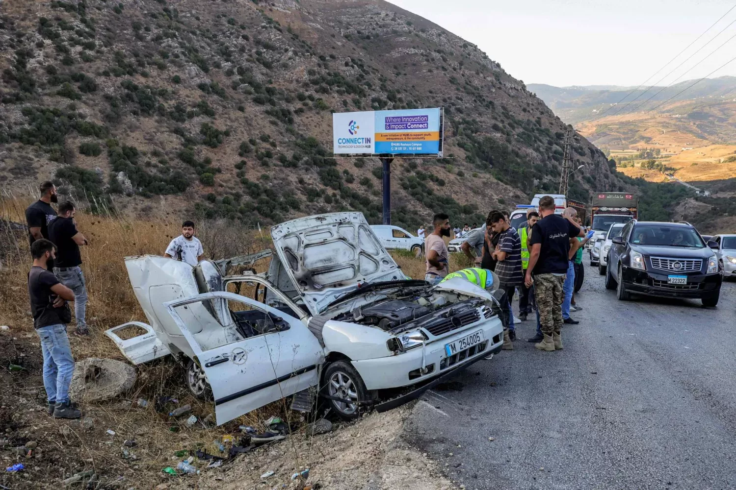 مقتل خمسة بينهم اطفأل وجرحى في مجزرة إسرائيلية في لبنان