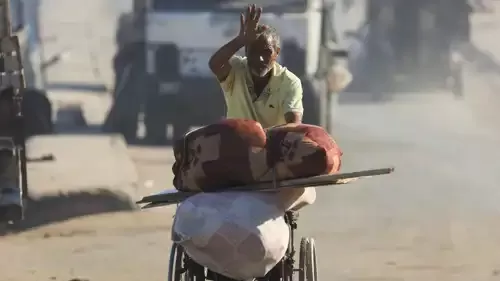 للسيطرة على محور نتساريم... إسرائيل تقطع شارع الرشيد في غزة