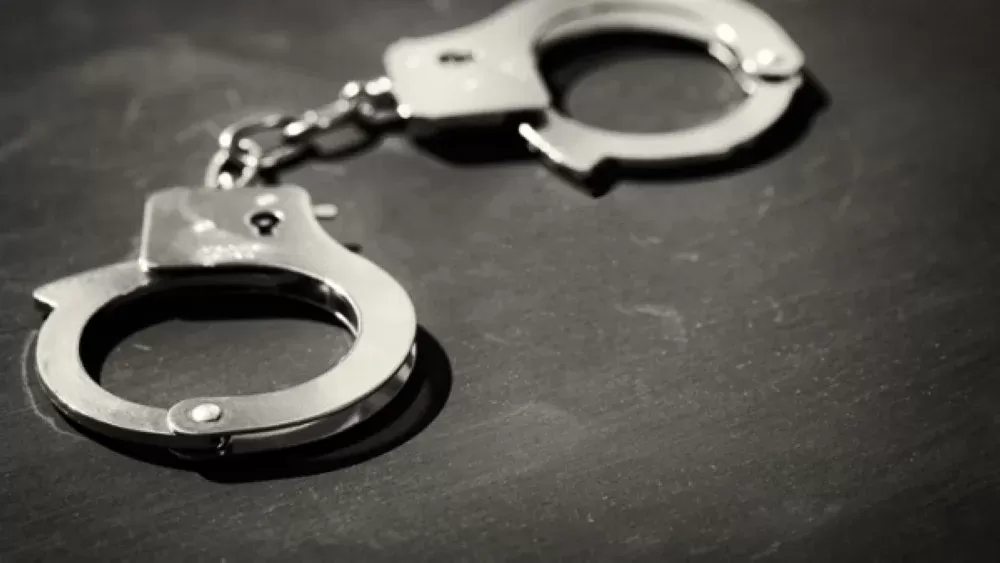 اليمن: نقطة أمنية الضالع تضبط امرأتين قادمتين من صنعاء من الجنسية الصومالية بحوزتهن مخدرات