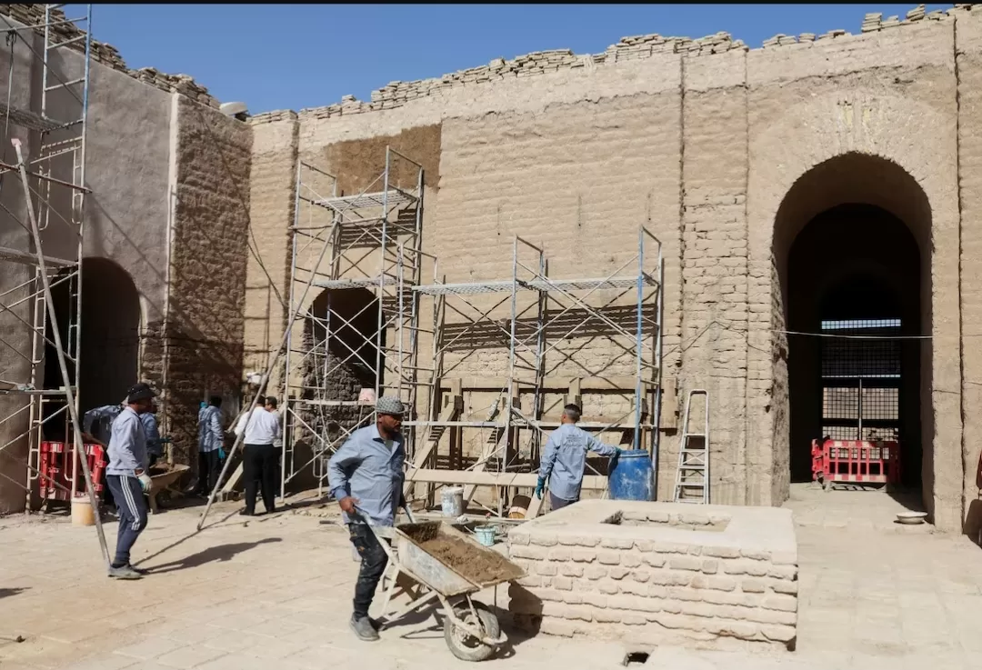 The Rise of AI-Powered Personal Assistants: How They Manage