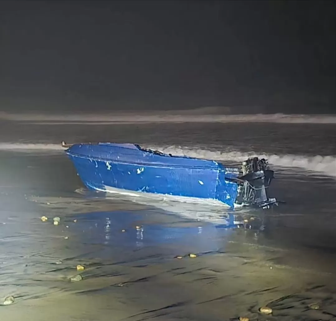 احتجاج بيئي يجبر سفينة فحم على الانسحاب من أكبر ميناء أستراليا واعتقال 11 ناشطاً