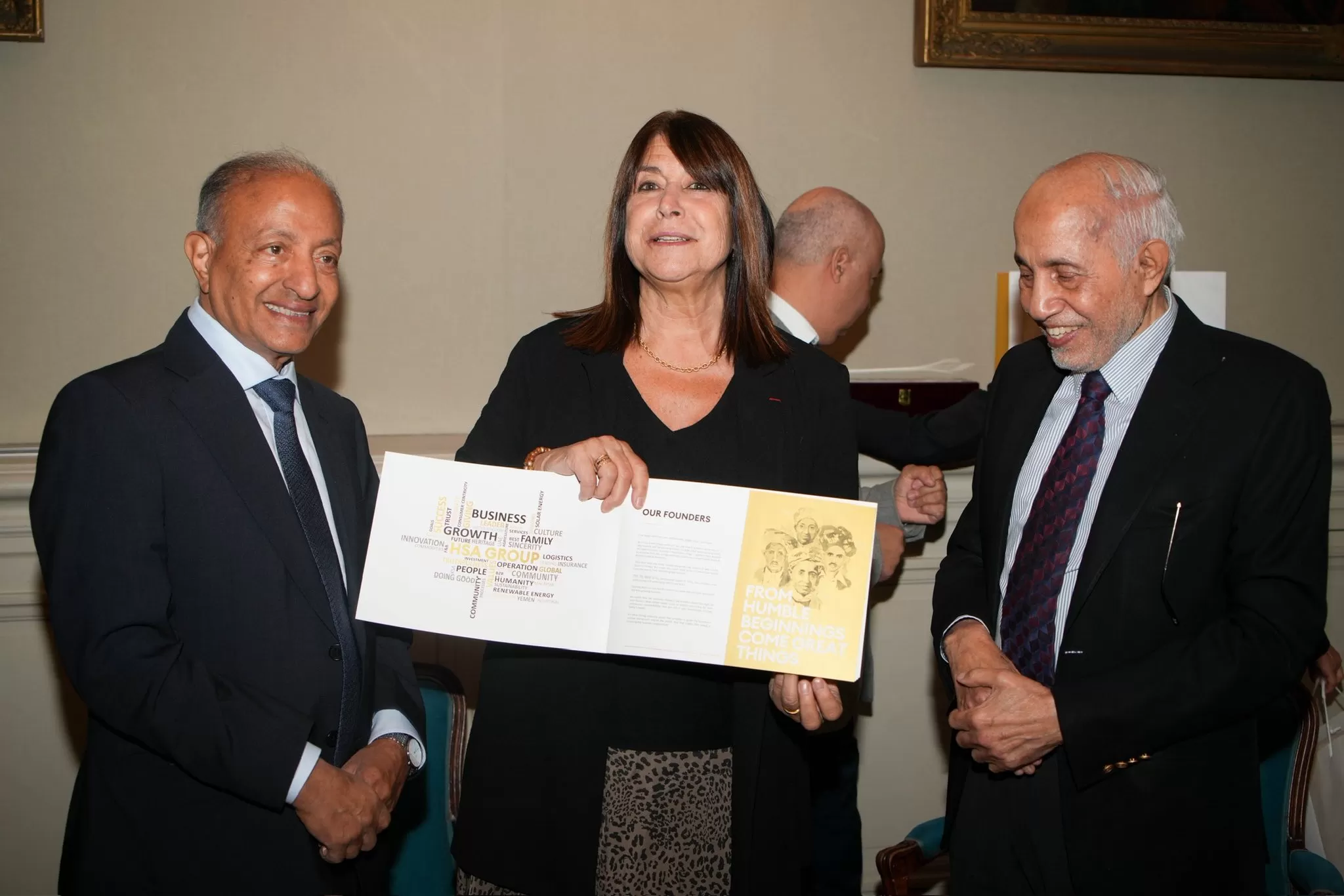 معرض عدن – مرسيليا يفتتح في فرنسا.. جسراً ثقافياً يبرز التراث اليمني العريق