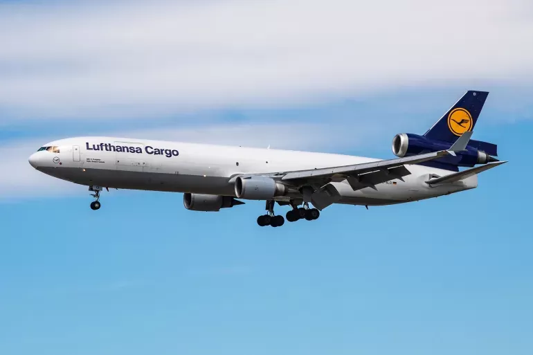لوفتهانزا الألمانية توقف شحن الأسلحة إلى إسرائيل بسبب توجيه بريطاني