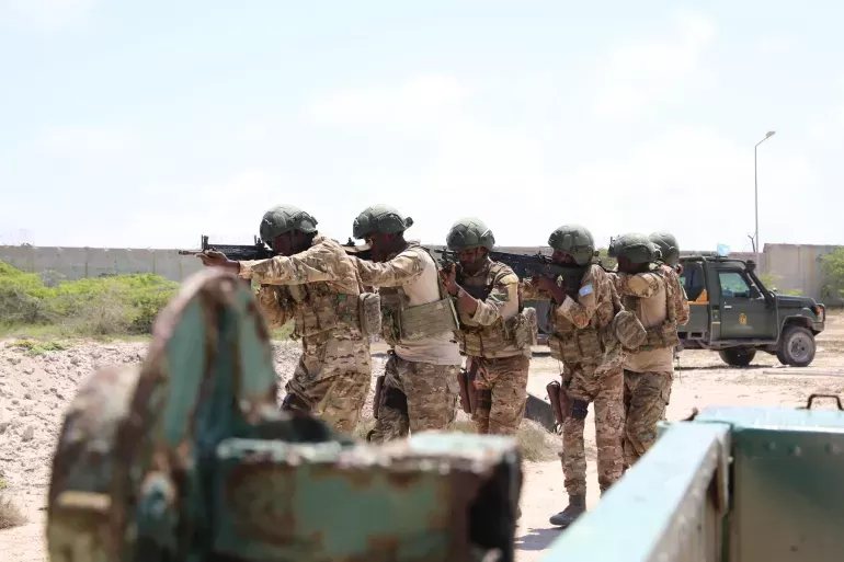 الجيش الصومالي يحبط هجوماً انتحارياً على أكاديمية عسكرية بمقديشو