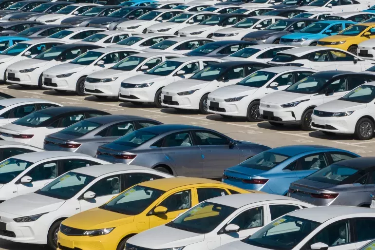 خصومات صينية قياسية تشعل سباق الأسعار في سوق السيارات الكهربائية التايلندية