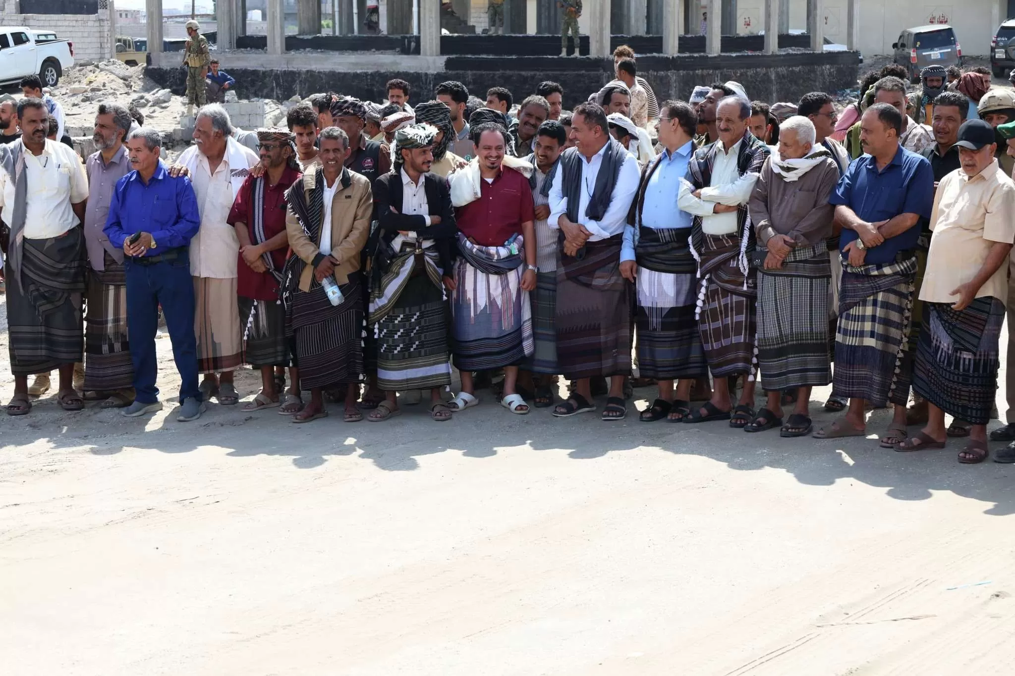 اليمن: "ردفان وأبين يطوون صفحة الدم في عدن.. تحكيم قبلي ينهي الخلاف بالعفو"