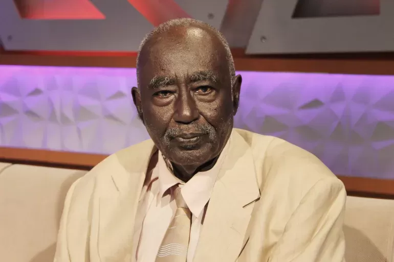 السودان يودع الفنان عبد القادر سالم: عمود الغناء الكردفاني ورمز الموسيقى السودانية