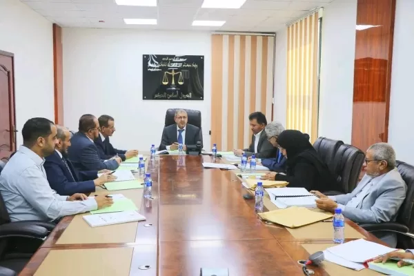 اليمن: "القضاء الأعلى" يرفع الحصانة عن قاضٍ ويحوّل اثنين آخرين إلى مجلس المحاسبة