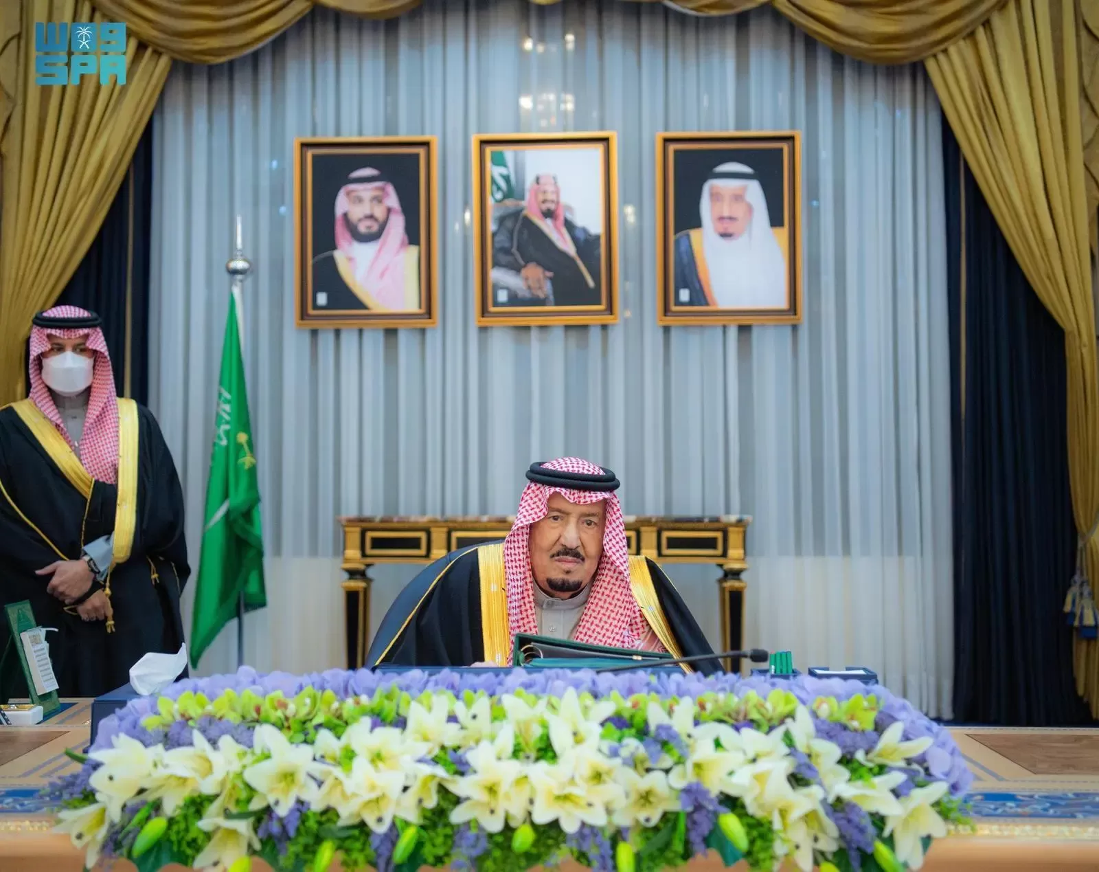 مجلس الوزراء السعودي يجدد التزام المملكة بأمن وسيادة اليمن