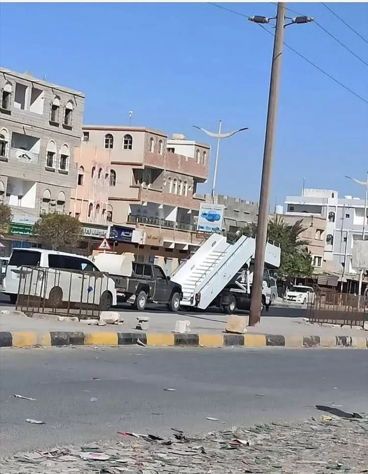 اليمن: قوات "درع الوطن" تدخل المكلا وتفرض سيطرتها وسط انسحاب قوات الانتقالي